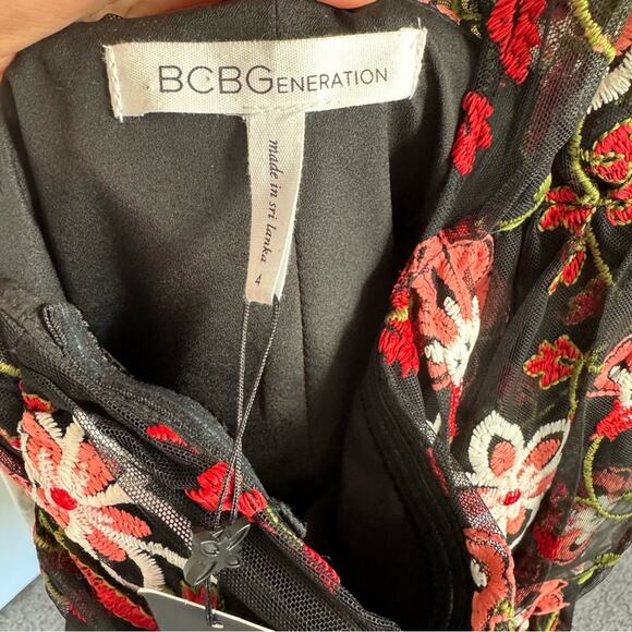 New BCBGeneration One Shoulder Embroidered Mini Dress Size 4 - Picture 10 of 12